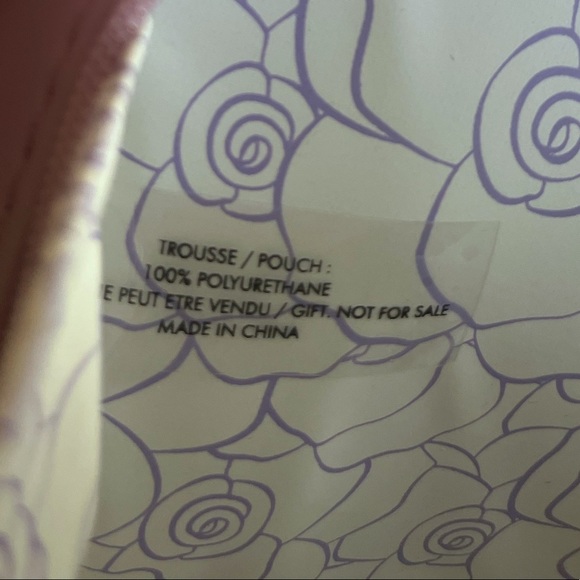 Dolce & Gabbana Purple Lavender Pouch Makeup Bag Carrying Case - Picture 5 of 10